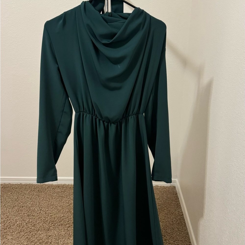 Elegant Green Long Sleeve Dress